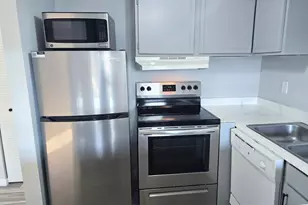 308 SW Miracle Strip Pkwy Parkway SW, Fort Walton Beach, FL 32548 - Photo 6