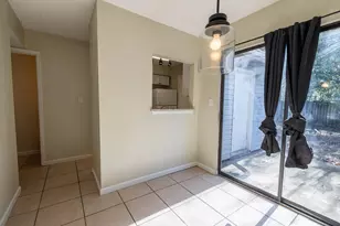 912 48th St, Niceville, FL 32578 - Photo 4