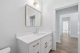 717 Hazel Dr, Fort Walton Beach, FL 32547 - Photo 14