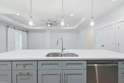 717 Hazel Drive, Fort Walton Beach, FL 32547 - Photo 8