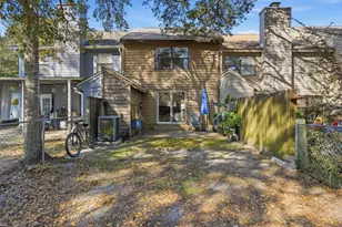 208 Cloverdale Blvd, Fort Walton Beach, FL 32547 - Photo 22