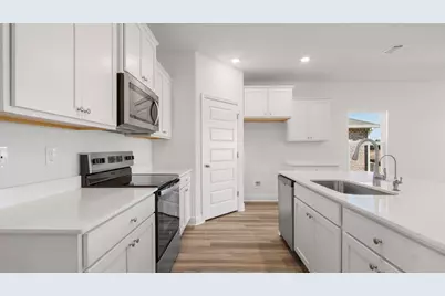 69 E Gray Owl Drive E, Freeport, FL 32439 - Photo 2