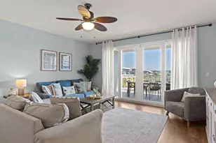 9902 S Thomas Dr S, Panama City Beach, FL 32408 - Photo 2