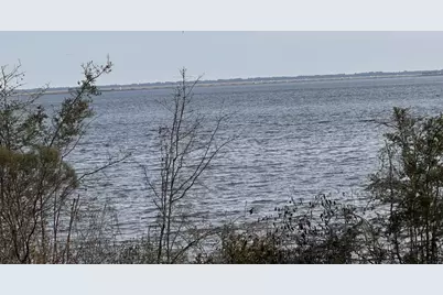 195 Alden Lane, Freeport, FL 32439 - Photo 2