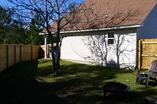 2421 Duncan Ridge Dr, Navarre, FL 32566 - Photo 10