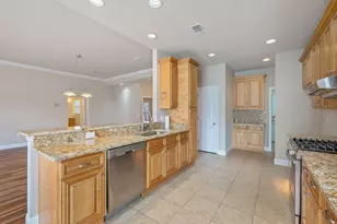 526 Tail Spin Dr, Holt, FL 32564 - Photo 10