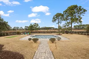 513 W Club House Dr W, Freeport, FL 32439 - Photo 12