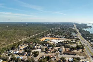 803 Forest Cove Ct, Mary Esther, FL 32569 - Photo 48