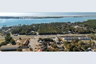 803 Forest Cove Court, Mary Esther, FL 32569 - Photo 2