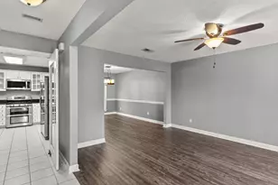 803 Forest Cove Ct, Mary Esther, FL 32569 - Photo 12