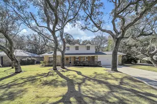 34 Hickory Ave, Shalimar, FL 32579 - Photo 1