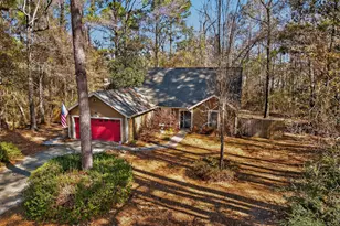 104 Fairway Dr, Crestview, FL 32536 - Photo 2