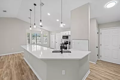 204 Southview Drive, Crestview, FL 32536 - Photo 4