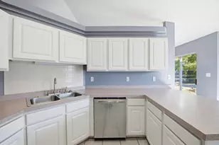 2650 Hidden Estates Cir, Navarre, FL 32566 - Photo 16