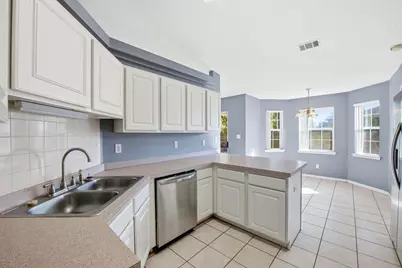 2650 Hidden Estates Circle, Navarre, FL 32566 - Photo 18