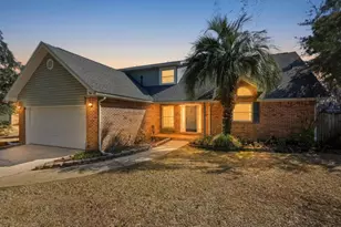 395 Jasmine Ave, Valparaiso, FL 32580 - Photo 1