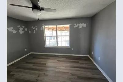 2129 Ainsdale Court, Navarre, FL 32566 - Photo 4