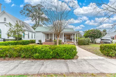 132 Circle Drive, Defuniak Springs, FL 32435 - Photo 1