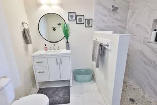 105 E Capri Cove E, Niceville, FL 32578 - Photo 36