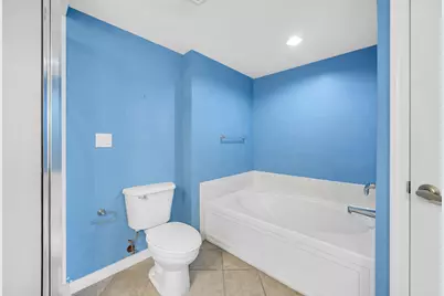 1324 SE Miracle Strip Parkway SE #UNIT 402, Fort Walton Beach, FL 32548 - Photo 18