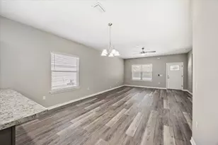 1255 Mills Ave, Pensacola, FL 32507 - Photo 10