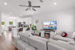 8 Alexander Way, Freeport, FL 32439 - Photo 2