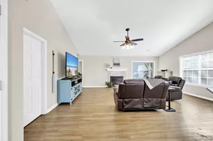 835 Whitrock Ln, Fort Walton Beach, FL 32547 - Photo 4