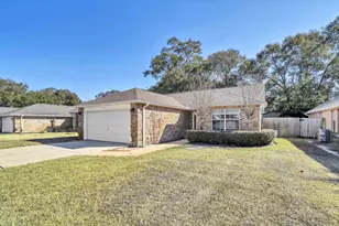 835 Whitrock Ln, Fort Walton Beach, FL 32547 - Photo 1