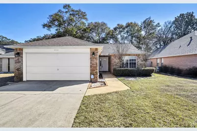 835 Whitrock Lane, Fort Walton Beach, FL 32547 - Photo 2