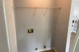 211 Evans St, Niceville, FL 32578 - Photo 4