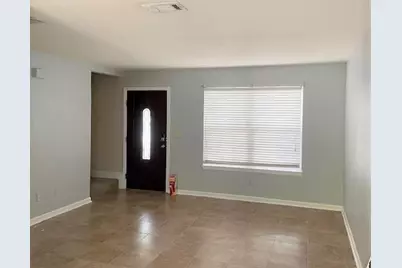 211 Evans Street #F, Niceville, FL 32578 - Photo 2