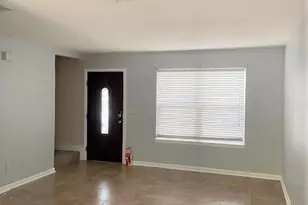 211 Evans St, Niceville, FL 32578 - Photo 2