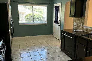 3942 Balsam Dr, Niceville, FL 32578 - Photo 4