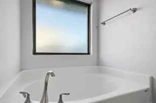 217 Baycliff Dr, Crestview, FL 32536 - Photo 14