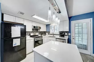 143 W Leslie Ln W, Panama City Beach, FL 32407 - Photo 8