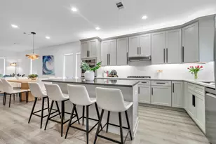 84 Mark St, Destin, FL 32541 - Photo 6