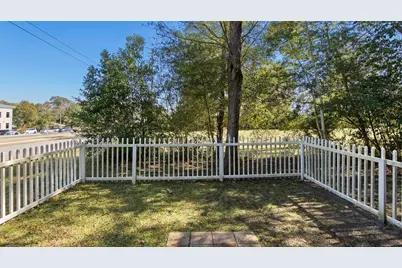 60 N 8th Street N, Defuniak Springs, FL 32433 - Photo 4