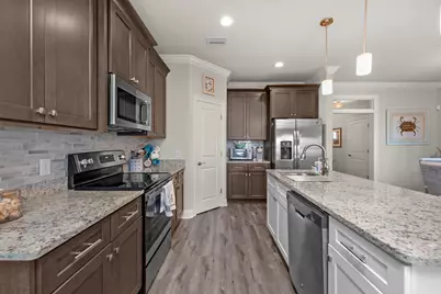 7388 Hiawatha Lane, Navarre, FL 32566 - Photo 12