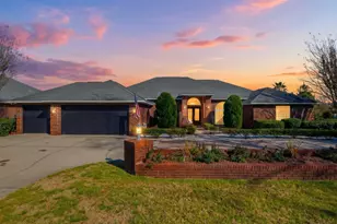 2770 Masters Blvd, Navarre, FL 32566 - Photo 1