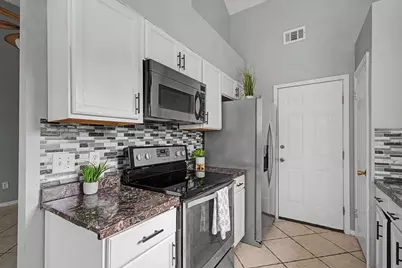 2137 Estates Circle, Navarre, FL 32566 - Photo 6