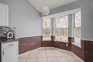 2137 Estates Circle, Navarre, FL 32566 - Photo 10