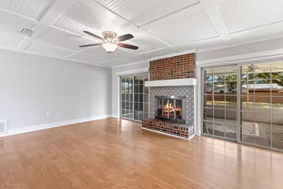 650 NE Country Club Avenue NE, Fort Walton Beach, FL 32547 - Photo 4