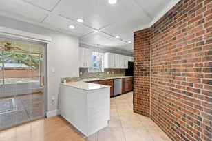 650 NE Country Club Ave NE, Fort Walton Beach, FL 32547 - Photo 8