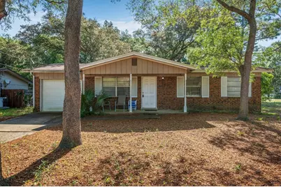 50 Berwick Circle, Shalimar, FL 32579 - Photo 1