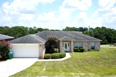 218 Trish Drive, Crestview, FL 32536 - Photo 1