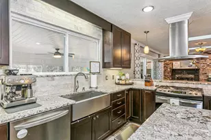 76 Country Club Rd, Shalimar, FL 32579 - Photo 8