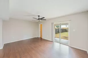 710 Doyce Dr, Fort Walton Beach, FL 32547 - Photo 10