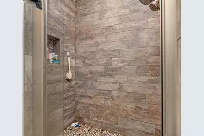 219 NE California Drive NE, Fort Walton Beach, FL 32548 - Photo 14