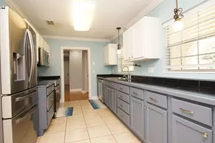 1016 Pine Lake Dr, Niceville, FL 32578 - Photo 10