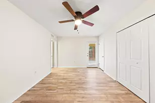 236 Parkwood Cir, Niceville, FL 32578 - Photo 8